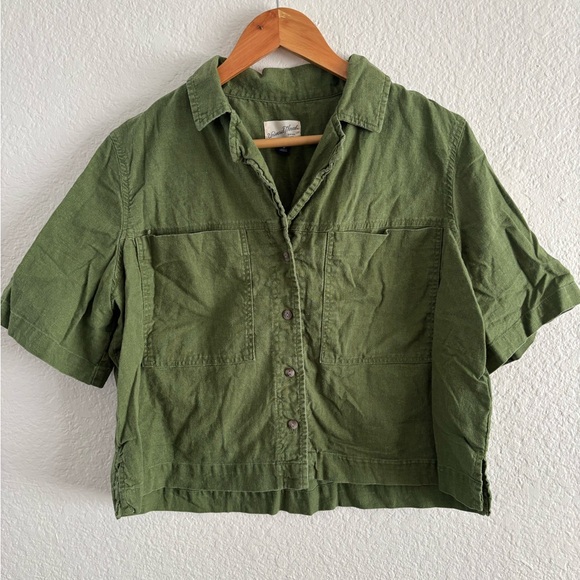Universal Thread Green Button-Down Shirt - Picture 2 of 10